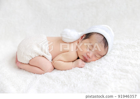 嬰兒 新生兒 新生兒 照片 俯臥 91946357