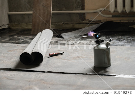 Waterproofing and resin on the floor, installation of waterproofing on concrete screed. 91949278