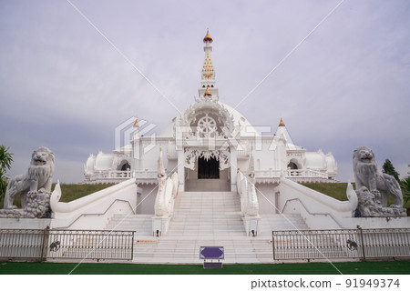 White temple in Ayutthaya, Thailand. 91949374