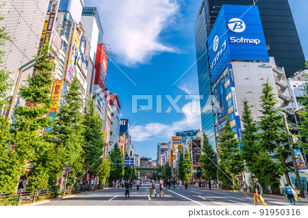 Tokyo cityscape of Japan In July, the 7th wave invades! BA.5 increase ..., Tokyo over 9,000 people, Akihabara's Hokoten ... = 10th 91950316