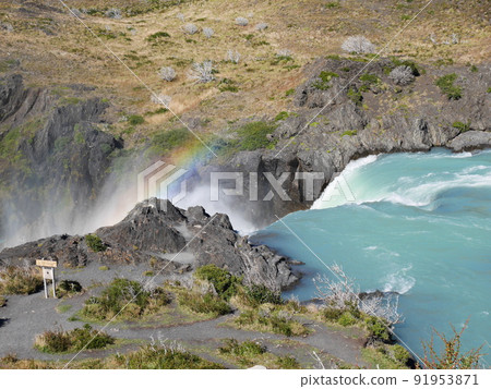 Paine Falls in Torres del Paine National Park, Chile ⑰ 91953871