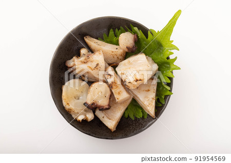 Live grilled raw edible 91954569