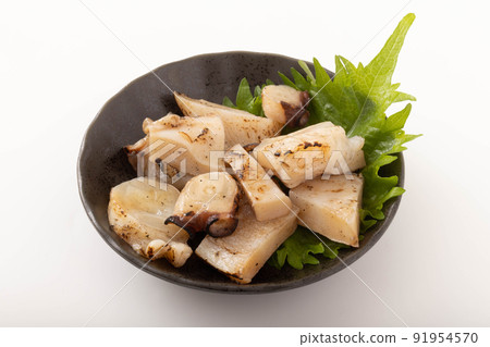 Live grilled raw edible 91954570