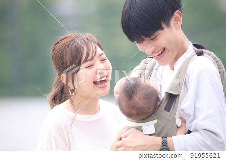 Smile parent and child Smile parent and child 91955621