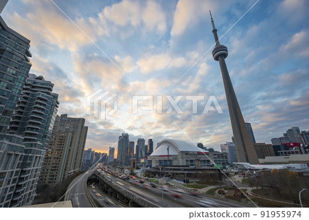 Toronto, Ontario Canada May 22nd 2022 The gardiner expressway 91955974