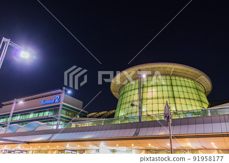 [Tokyo cityscape] Night view of the city around Haneda Airport (Terminal 2) 91958177