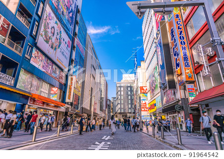 Tokyo cityscape of Japan In July, the 7th wave invades! BA.5 increase ..., Tokyo over 9,000 people, Akihabara / Hokoten in progress ... = 10th Tokyo cityscape of Japan In July, the 7th wave invades! BA.5 increase ..., Tokyo over 9,000 people, Akihabara / Hokoten in progress ... = 10th 91964542