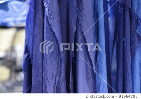Indigo dyeing production area, freshly dyed indigo dyed cloth 91964793