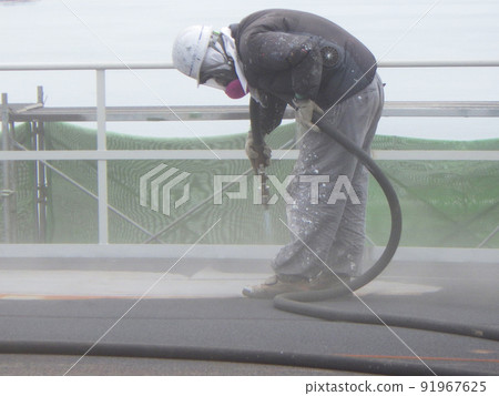 罐體施工期間噴漆前的爆破作業狀態 罐體施工期間噴漆前的爆破作業狀態 91967625