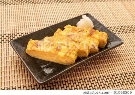Handmade omelet roll 91968809