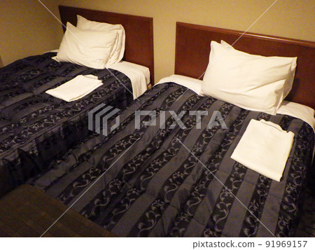 Business hotel bed (twin room) 91969157