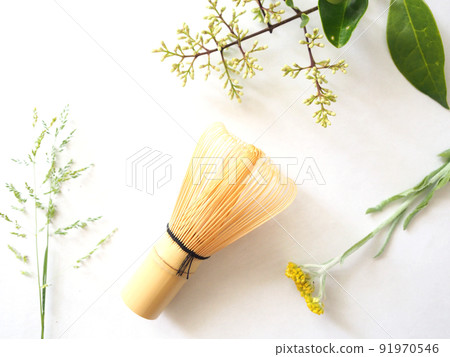 White background tea utensils plants 91970546