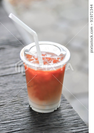 milk tea, iced tea with milk, iced tea 91971344
