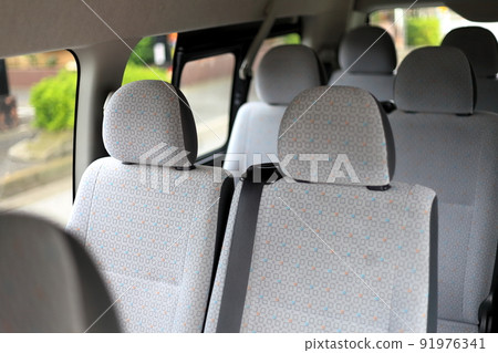 穿梭巴士內部的圖像 穿梭巴士內部的圖像 91976341