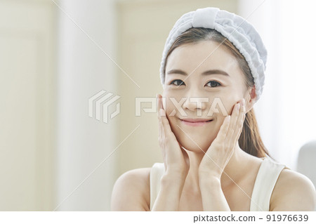 Beauty, beauty, skin care, basic makeup, house, house, young woman, Korean Beauty, beauty, skin care, basic makeup, house, house, young woman, Korean 91976639
