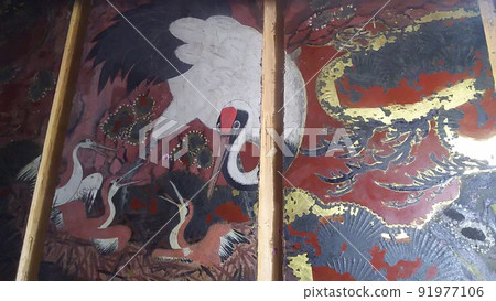 Nikko Toshogu Shrine, Yomeimon Gate's phantom mural "Pine and Nesting Crane" [Tochigi, Japan] 91977106