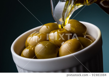 Olive oil Olive oil 91981084