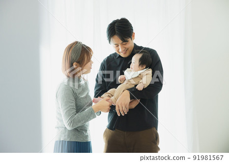 Family Living 91981567