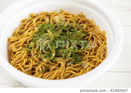 美味的杯子炒麵 91982007