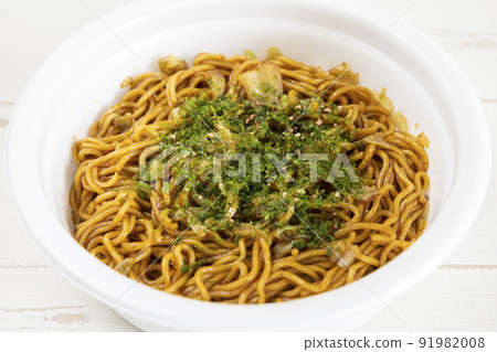 美味的杯子炒麵 91982008