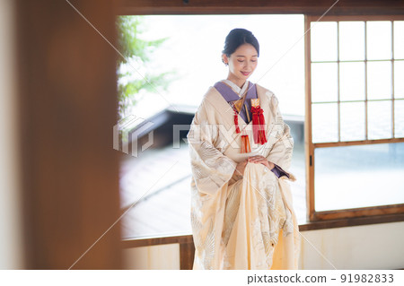 二十多歲的白木女人 91982833
