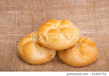 kaiser bun kaiser bun 91983758