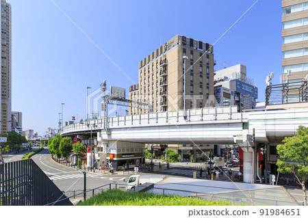 難波，難波，大阪市，公園通和難波中十字路口初夏 91984651