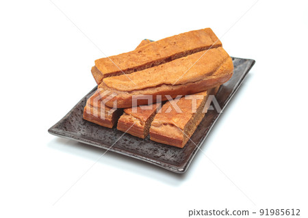 煎蛋捲用平底鍋製作的波波燒（新潟特產） 91985612