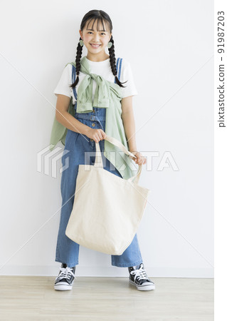 Plain clothes portrait of teenage girl junior high school high school student Plain clothes portrait of teenage girl junior high school high school student 91987203