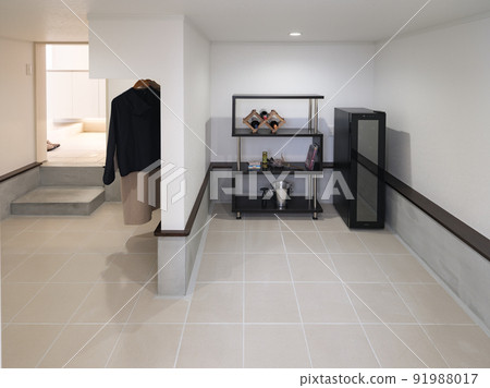 Wine cellar in the semi-underground storage space of the house 91988017