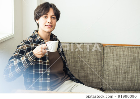 喝咖啡的男人 91990090