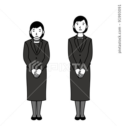 Woman in mourning dress bowing 91993091