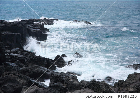 Ocean view from the Jeju Island promenade Ocean view from the Jeju Island promenade 91993229