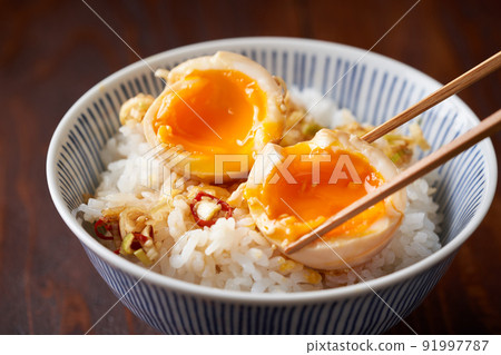 米飯上的麻醉蛋 91997787