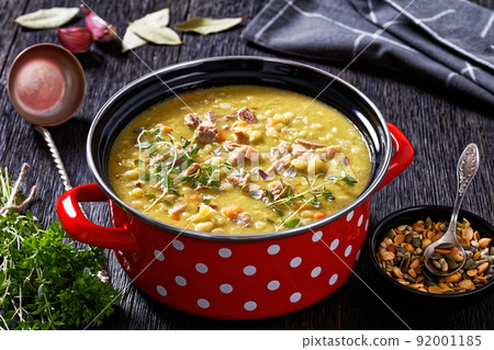 Finnish split pea soup Hernekeitto with pork meat Finnish split pea soup Hernekeitto with pork meat 92001185
