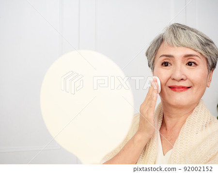 50 Haptic Maturity Asu Female Kyoko Reflex Medium 蒸 臉 臉 Skin portrait. 92002152