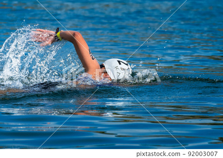 Triathlon swimmer Triathlon swimmer 92003007