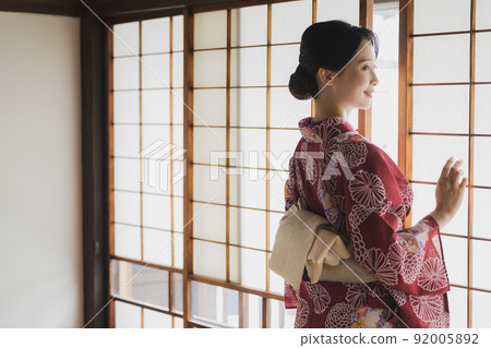 Yukata woman Japanese house Yukata woman Japanese house 92005892