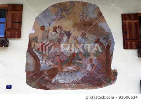 Mural paintings on houses in Oberammergau, bavaria, germany Mural paintings on houses in Oberammergau, bavaria, germany 92006634