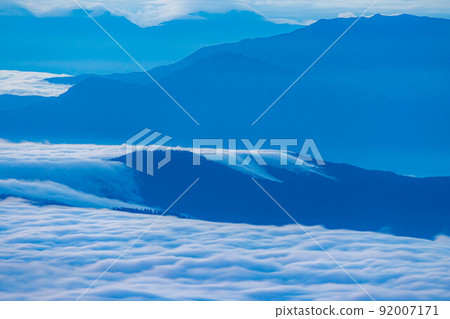[雲海素材]乘鞍高原的雲海和日出[長野縣] 92007171