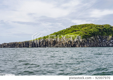 Oshima seen from Tojinbo sightseeing boat 92007970