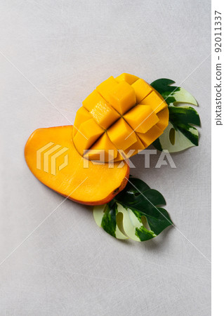 Mango Sunshine Fruit Taiwan Taiwan fruit mango マンゴー 92011337
