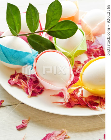 Colorful Easter eggs Colorful Easter eggs 92012568