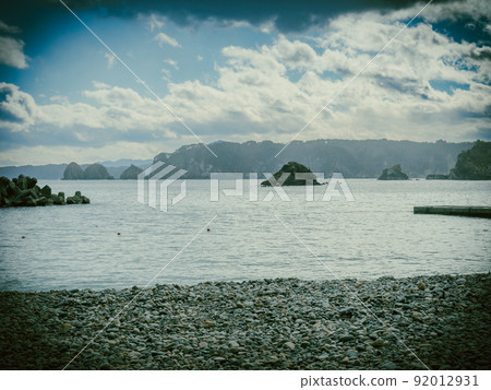 Beautiful ria coast seen from Kashiuchi beach Beautiful ria coast seen from Kashiuchi beach 92012931