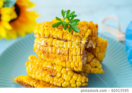 Grilled corn Grilled corn 92013595