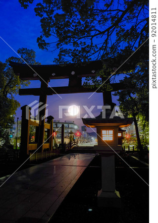 Kehi Jingu Shrine Moon Enter 92014811