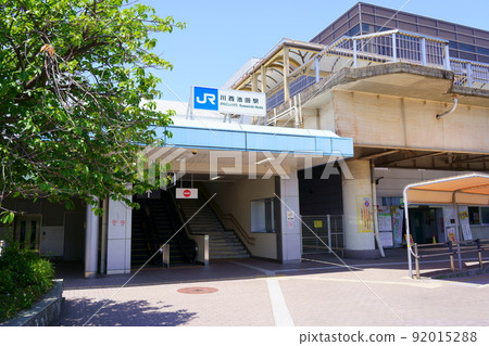 JR West Fukuchiyama Line Kawanishi Ikeda Station (Kawanishi City, Hyogo Prefecture) 92015288