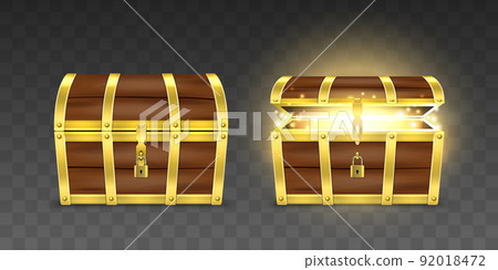 Vector 3d Realistic Wooden Chest with Opened and Closed Lid and Padlock. Pirate Treasure Box with Magic Glow Inside. Old Wood Trunk with Golden Fetter. Empty Vintage Coffer Isolated 92018472