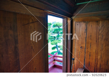 Matsumoto Castle (Summer sunny weather castle, red fence, window view) 92020623