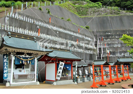 Takatsuka Atago Jizoson, Hita City, Oita Prefecture 92021453